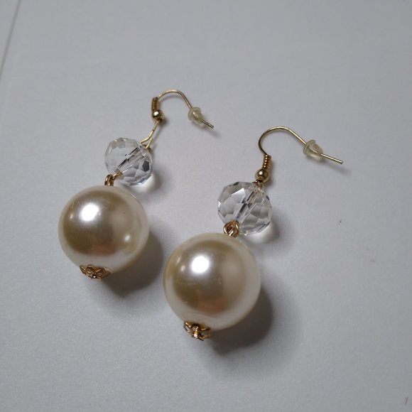 Vintage Clear Glass Bead And Faux Pearl Dangle Earrings - Picture 2 of 13